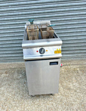 Fryer single tank for sale  SHEERNESS