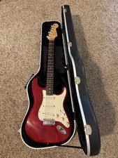 fender stratocaster american d'occasion fender stratocaster american d'occasion Expédié en Belgium