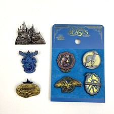 Conjunto de broches Universal Studios Harry Potter Animais Fantásticos Hogwarts, Jurassic Park, usado comprar usado  Enviando para Brazil