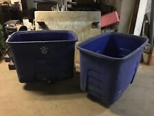 Set three toter for sale  Cazenovia
