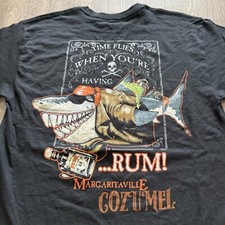 Usado, Camiseta Margaritaville Cozumel México Shark Graphic Surf - Tamanho M Preta comprar usado  Enviando para Brazil