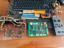 Placas de circuito impresso Roland Juno 106 peças sobressalentes. CPU, Jack, botões, dobrador comprar usado  Enviando para Brazil