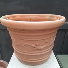 Vaso resina con usato  Italia