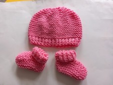 Bonnet chaussons bébé d'occasion  La Suze-sur-Sarthe