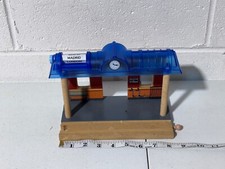 Imaginarium Wood Train Station Relógio Destino Thomas Brio Compatível comprar usado  Enviando para Brazil