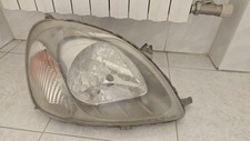 Faro anteriore destro usato  Assago