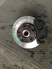 Mozzo fusello anteriore usato Mozzo fusello anteriore usato  Massa di Somma