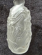 Lalique vase nudes d'occasion  Expédié en Belgium