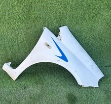 Parafango anteriore destro usato Parafango anteriore destro usato  Italia