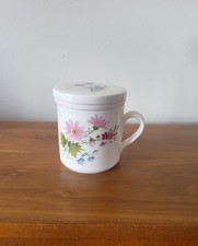 Tasse tisanière porcelaine d'occasion  Les Andelys