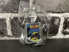 Chaveiro mini frasco DC Comics Culturefly World's Finest Detective Comics Batman comprar usado  Enviando para Brazil