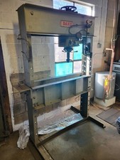 Ton dake hydraulic for sale  Bridgeport