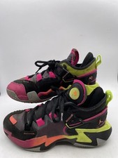Usado, Tênis de basquete masculino Jordan WhyNot Zer0.5 'Raging Grace tamanho 7 renda multicolorida comprar usado  Enviando para Brazil