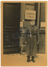 Oryg. Zdjęcie żołnierza przy Schild Fremenheim Skoczek w KÖNIGSBERGU Rosja 1941 na sprzedaż  Wysyłka do Poland