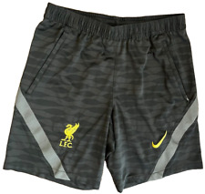 Liverpool training shorts d'occasion  Expédié en Belgium