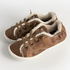 Skechers size 2.5 for sale  BOLTON