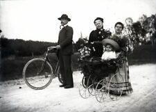 Beautiful family portrait d'occasion  Expédié en Belgium