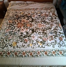 Copriletto matrimoniale con usato Copriletto matrimoniale con usato  Palermo