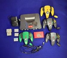 Paquete de consola N64 con cuatro controladores y todos los juegos en uno + conexión HDMI segunda mano  Embacar hacia Mexico