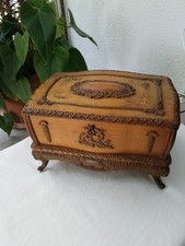 Schmuckschatulle holz schnitze gebraucht kaufen Schmuckschatulle holz schnitze gebraucht kaufen  Baden-Baden