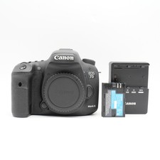 EXCELENTE+ Câmera DSLR Canon EOS 7D Mark II (Somente o Corpo) #795 comprar usado EXCELENTE+ Câmera DSLR Canon EOS 7D Mark II (Somente o Corpo) #795 comprar usado  Enviando para Brazil