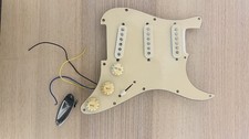 Pickguard Squire totalmente carregado.   Captadores de bobina única Fender Squire Strat comprar usado  Enviando para Brazil