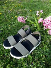 Women 7.5 sandals for sale  Homewood