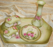 Conjunto antigo de 9 peças de vaidade pintada à mão bandeja receptor de cabelo 2 caixas castiçal rosa comprar usado Conjunto antigo de 9 peças de vaidade pintada à mão bandeja receptor de cabelo 2 caixas castiçal rosa comprar usado  Enviando para Brazil