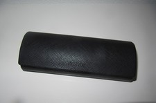 Prada brillenetui schwarz gebraucht kaufen  Mönchberg