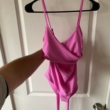 Maiô Mara Hoffman Isolde peça única rosa tamanho XS cintura gravata rosa chocante comprar usado  Enviando para Brazil