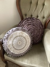 Round cushions dusty for sale  RINGWOOD