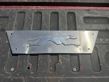 Emblema de cachorro Greyhound do ônibus MC-9 comprar usado  Enviando para Brazil