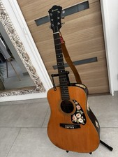 Guitare acoustique d'occasion  Saint-Germain-lès-Corbeil