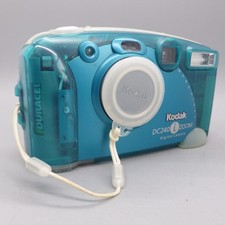 Fotocamera digitale kodak usato  Spedire a Italy