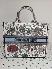 Tote book bag usato  Messina