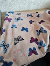 Pink throw child for sale  CASTLEFORD