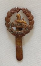 Distintivo traseiro Gloucestershire Regiment latão longo deslizante 20 mm ANTIGO original comprar usado Distintivo traseiro Gloucestershire Regiment latão longo deslizante 20 mm ANTIGO original comprar usado  Enviando para Brazil