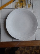 5assiettes blanche marque d'occasion  Marcilly-le-Hayer