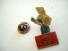 Pins jeune femme d'occasion  Sisteron