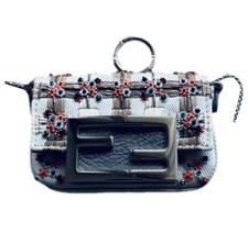 Fendi nano baguette d'occasion  Louvres