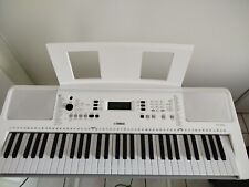 Synthétiseur yamaha blanc d'occasion  La Londe-les-Maures