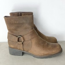 Clarks boots women for sale  Portland
