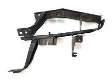 Stoßstangenhalter links wartb gebraucht kaufen Stoßstangenhalter links wartb gebraucht kaufen  Ludwigslust