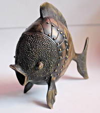 L68 pesce bronzo usato  Due Carrare