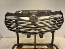 Vauxhall vivaro grille for sale  SOUTHAMPTON