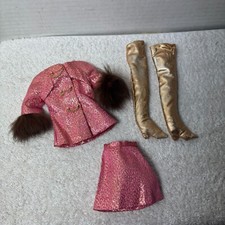 Barbie vintage golden usato  Spedire a Italy