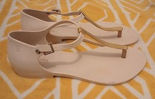Sandálias Melissa Honey Chrome bege dourado ajustável alça em T geléia tamanho 6 comprar usado  Enviando para Brazil