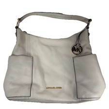 Bolsa de ombro Michael Kors Anita couro marfim com ferragens tom dourado comprar usado Bolsa de ombro Michael Kors Anita couro marfim com ferragens tom dourado comprar usado  Enviando para Brazil