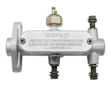 Brake master cylinder d'occasion  Expédié en Belgium