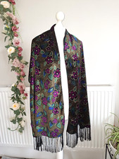 Gorgeous besarani floral for sale  GLASTONBURY